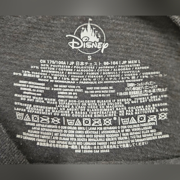 0032 Disney Mickey Mouse 28 Graphic Tee Short Sleeve Black White Size Small - Picture 6 of 11